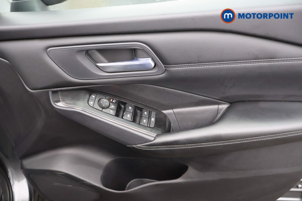 Nissan Qashqai Acenta Premium Manual Petrol SUV - Stock Number (1564678) - 9th supplementary image