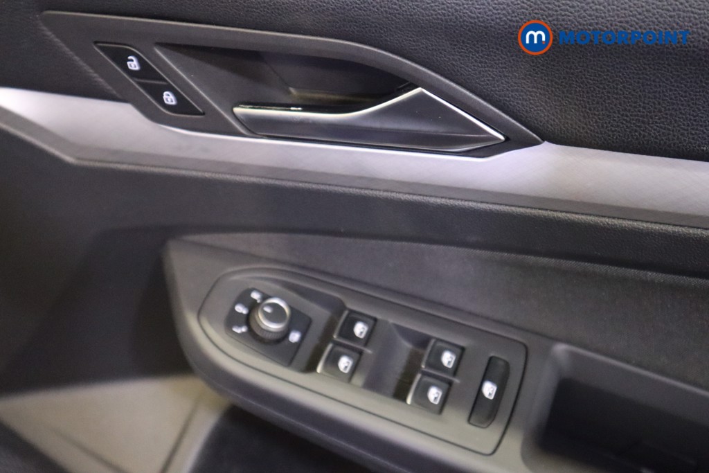 Volkswagen Golf Life Manual Petrol Hatchback - Stock Number (1564856) - 8th supplementary image