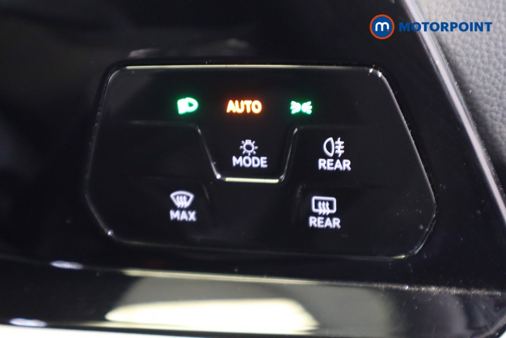 Volkswagen Golf Life Manual Petrol Hatchback - Stock Number (1564856) - 10th supplementary image