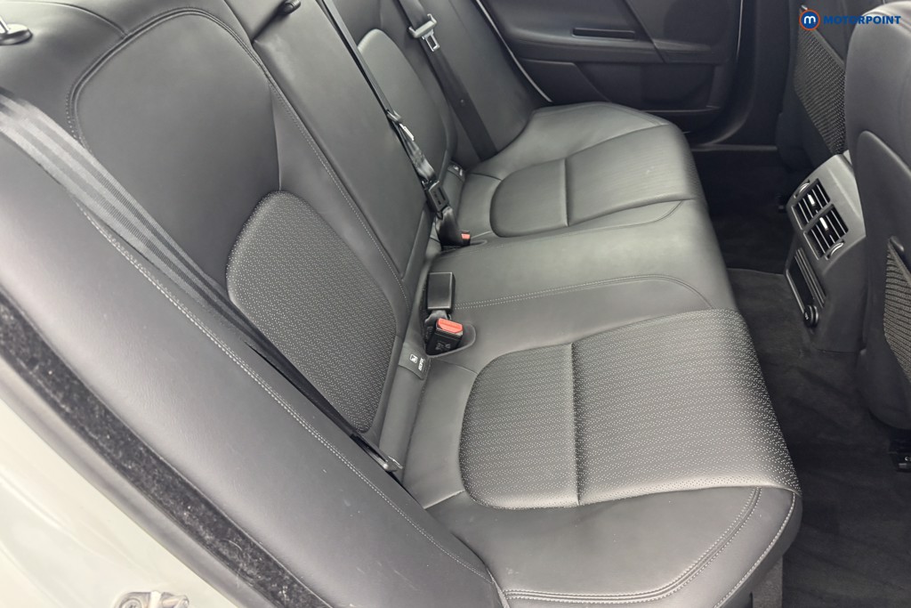 Jaguar XE Portfolio Automatic Petrol Saloon - Stock Number (1564935) - 4th supplementary image