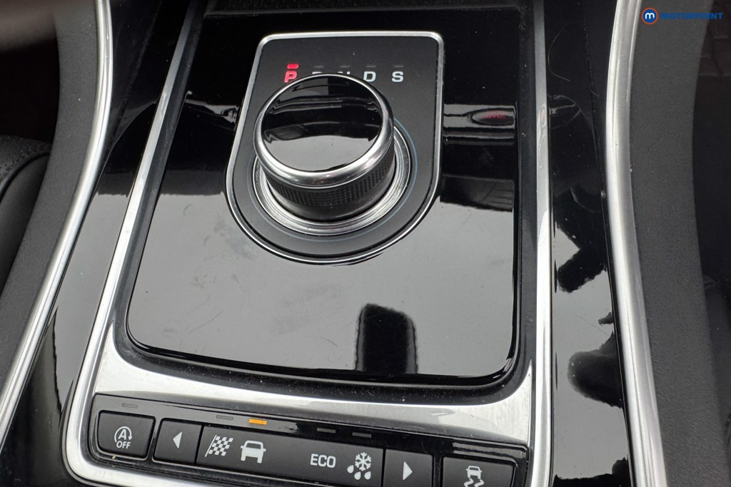 Jaguar XE Portfolio Automatic Petrol Saloon - Stock Number (1564935) - 15th supplementary image