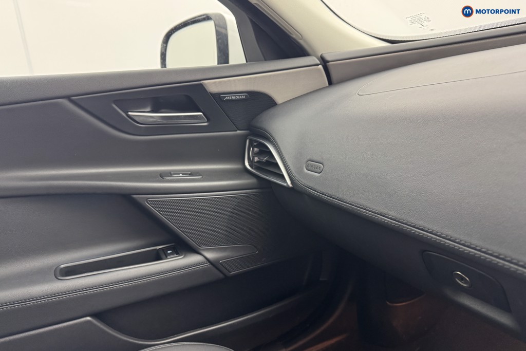 Jaguar XE Portfolio Automatic Petrol Saloon - Stock Number (1564935) - 17th supplementary image