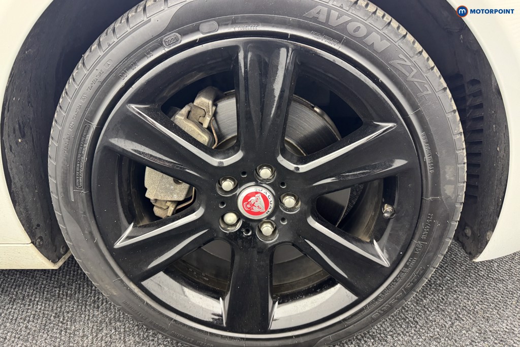 Jaguar XE Portfolio Automatic Petrol Saloon - Stock Number (1564935) - 34th supplementary image