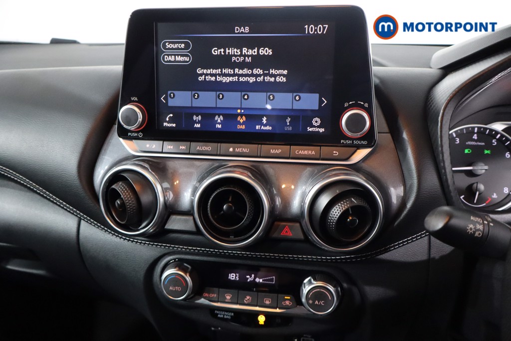 Nissan Juke N-Connecta Automatic Petrol SUV - Stock Number (1564973) - 16th supplementary image