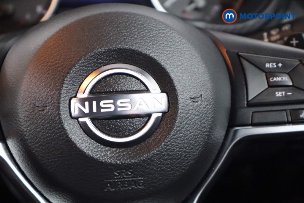 Nissan Juke N-Connecta Automatic Petrol SUV - Stock Number (1564973) - 18th supplementary image