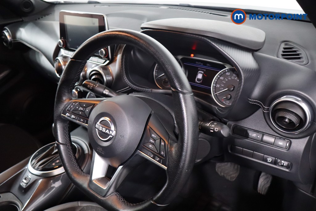 Nissan Juke N-Connecta Automatic Petrol SUV - Stock Number (1564973) - 23rd supplementary image
