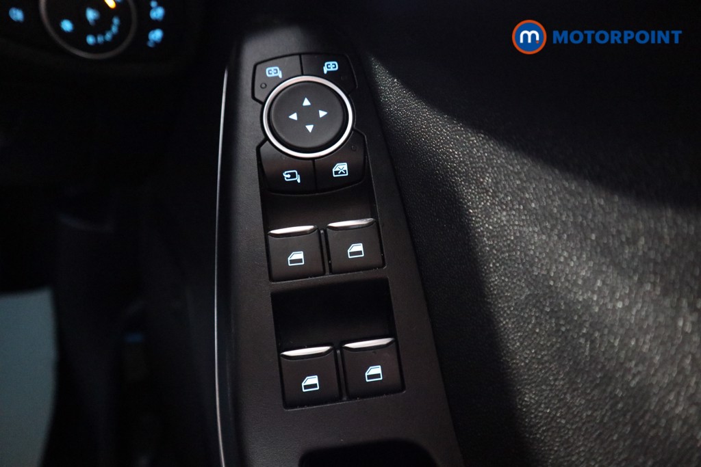 Ford Fiesta Active X Manual Petrol Hatchback - Stock Number (1565081) - 6th supplementary image