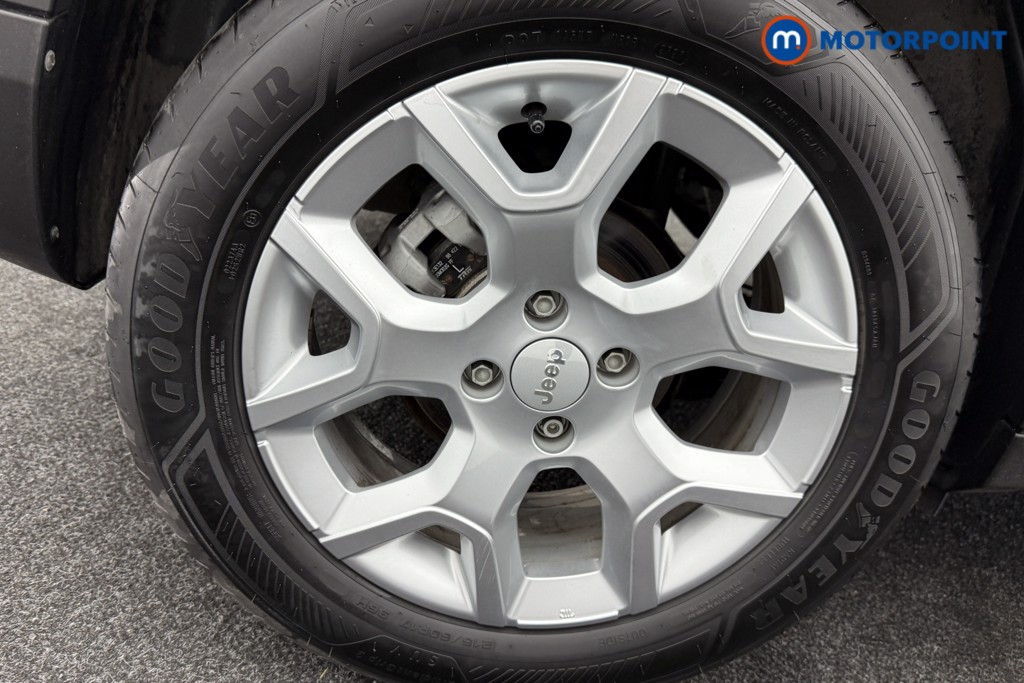 Jeep Avenger Altitude Manual Petrol SUV - Stock Number (1565138) - 26th supplementary image
