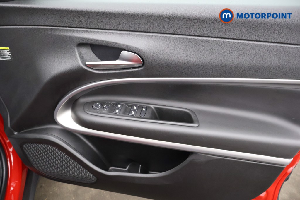 Jeep Avenger Altitude Manual Petrol SUV - Stock Number (1565150) - 9th supplementary image