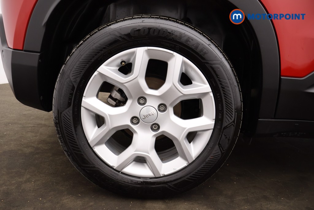 Jeep Avenger Altitude Manual Petrol SUV - Stock Number (1565150) - 16th supplementary image