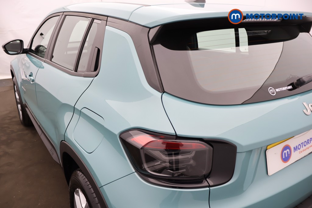 Jeep Avenger Altitude Manual Petrol SUV - Stock Number (1565169) - 14th supplementary image