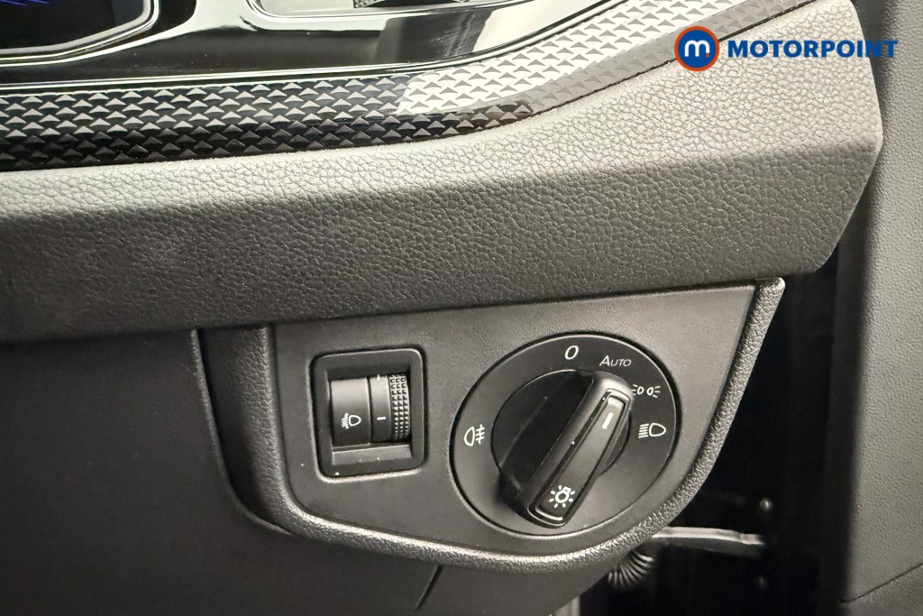 Volkswagen Polo Life Manual Petrol Hatchback - Stock Number (1565351) - 11th supplementary image