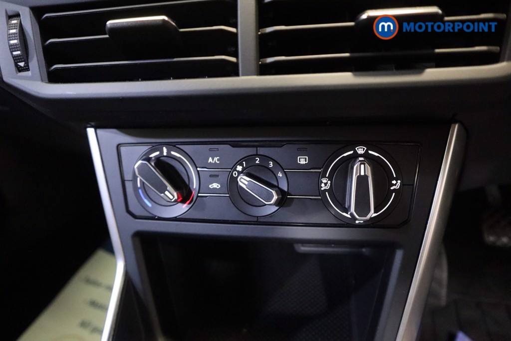 Volkswagen Polo Life Manual Petrol Hatchback - Stock Number (1565374) - 5th supplementary image