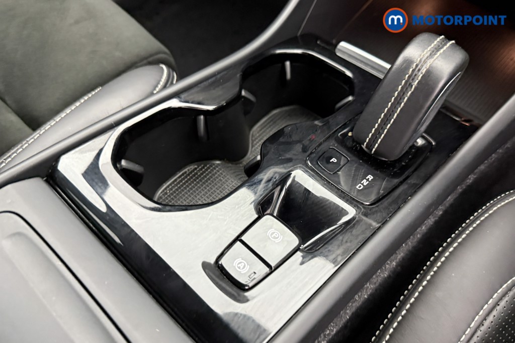 Volvo Xc40 R Design Automatic Petrol SUV - Stock Number (1565500) - 9th supplementary image
