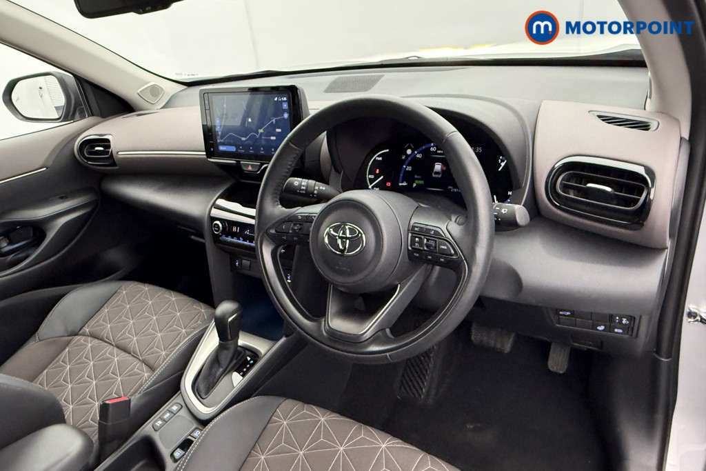 Toyota Yaris Cross Excel Automatic Petrol-Electric Hybrid Estate - Stock Number (1565544) - 4th supplementary image