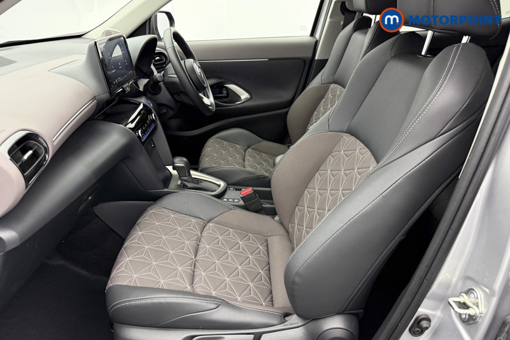 Toyota Yaris Cross Excel Automatic Petrol-Electric Hybrid Estate - Stock Number (1565544) - 26th supplementary image