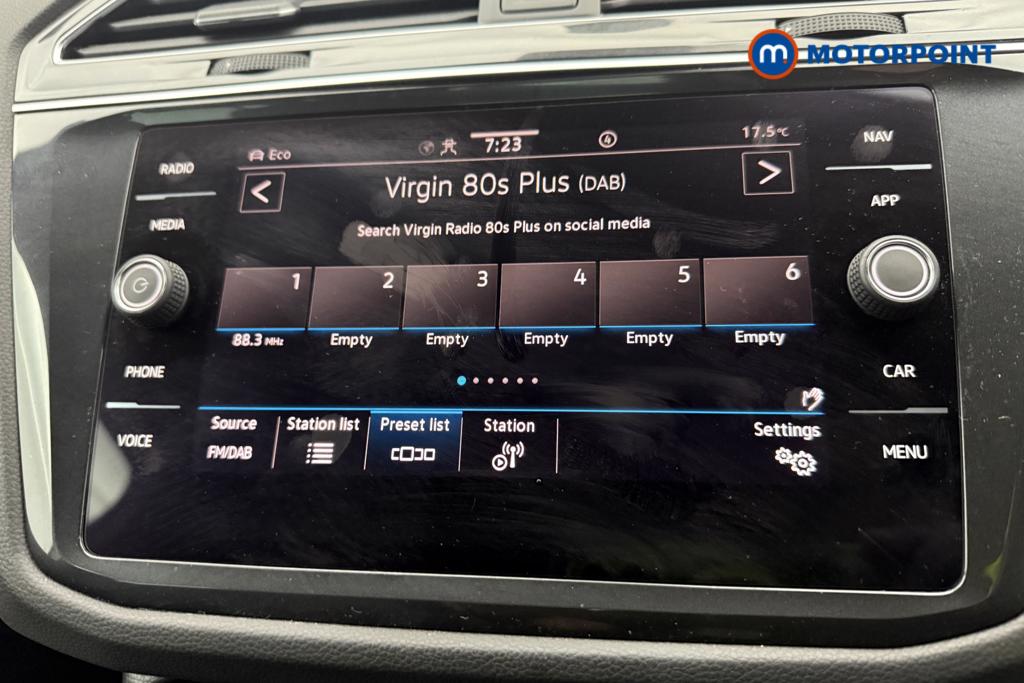 Volkswagen Tiguan R-Line Automatic Petrol SUV - Stock Number (1565588) - 4th supplementary image