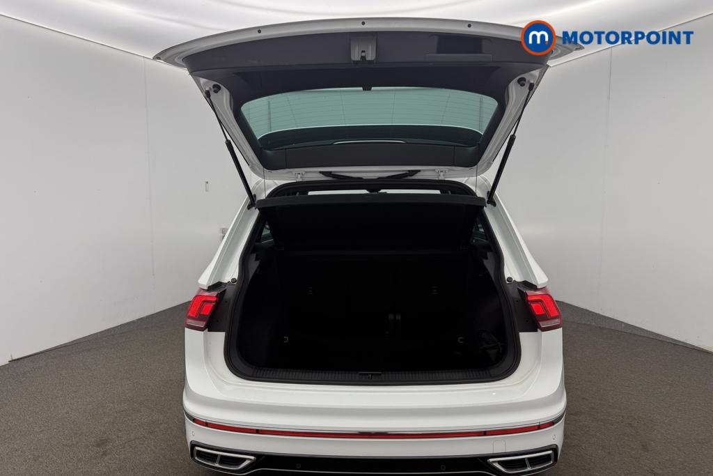 Volkswagen Tiguan R-Line Automatic Petrol SUV - Stock Number (1565588) - 22nd supplementary image