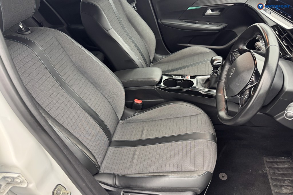 Peugeot 208 Allure Premium Manual Petrol Hatchback - Stock Number (1566024) - 5th supplementary image