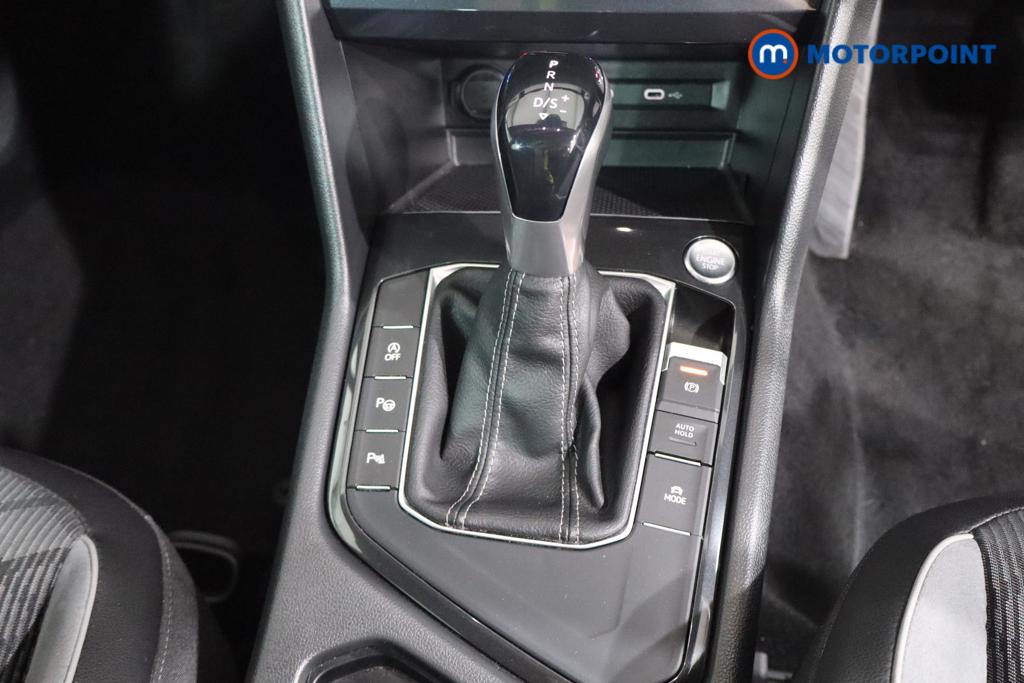 Volkswagen Tiguan R-Line Automatic Petrol SUV - Stock Number (1566055) - 5th supplementary image