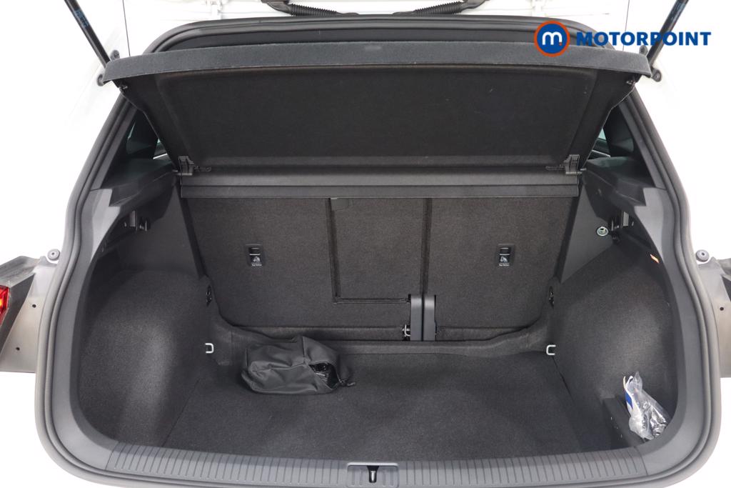 Volkswagen Tiguan R-Line Automatic Petrol SUV - Stock Number (1566055) - 21st supplementary image