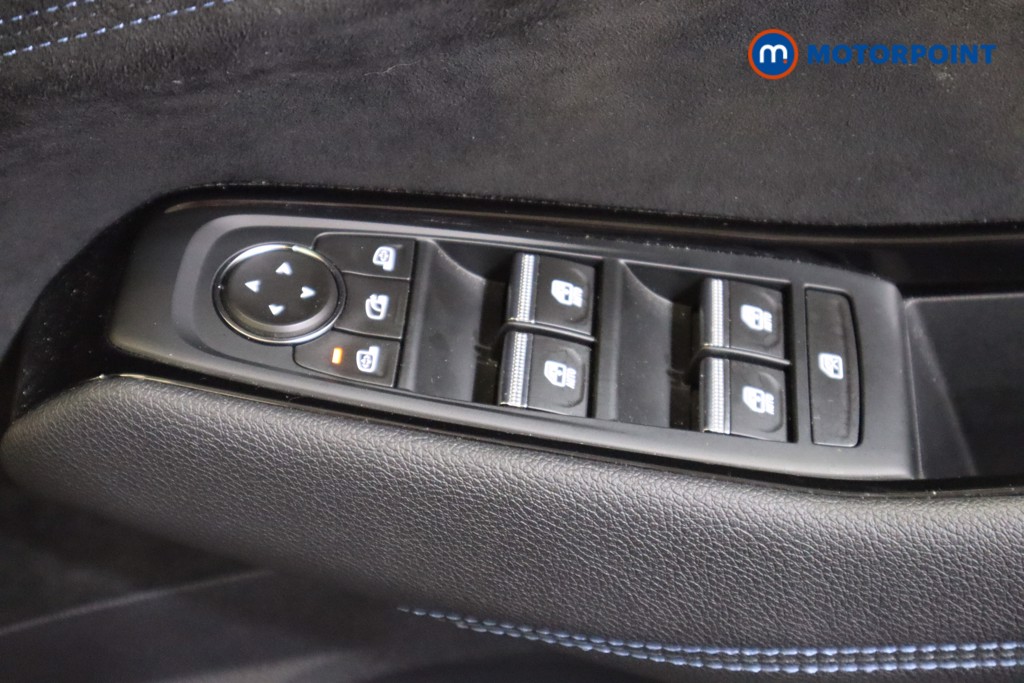 Renault Austral Techno Esprit Alpine Automatic Petrol-Electric Hybrid SUV - Stock Number (1566194) - 9th supplementary image