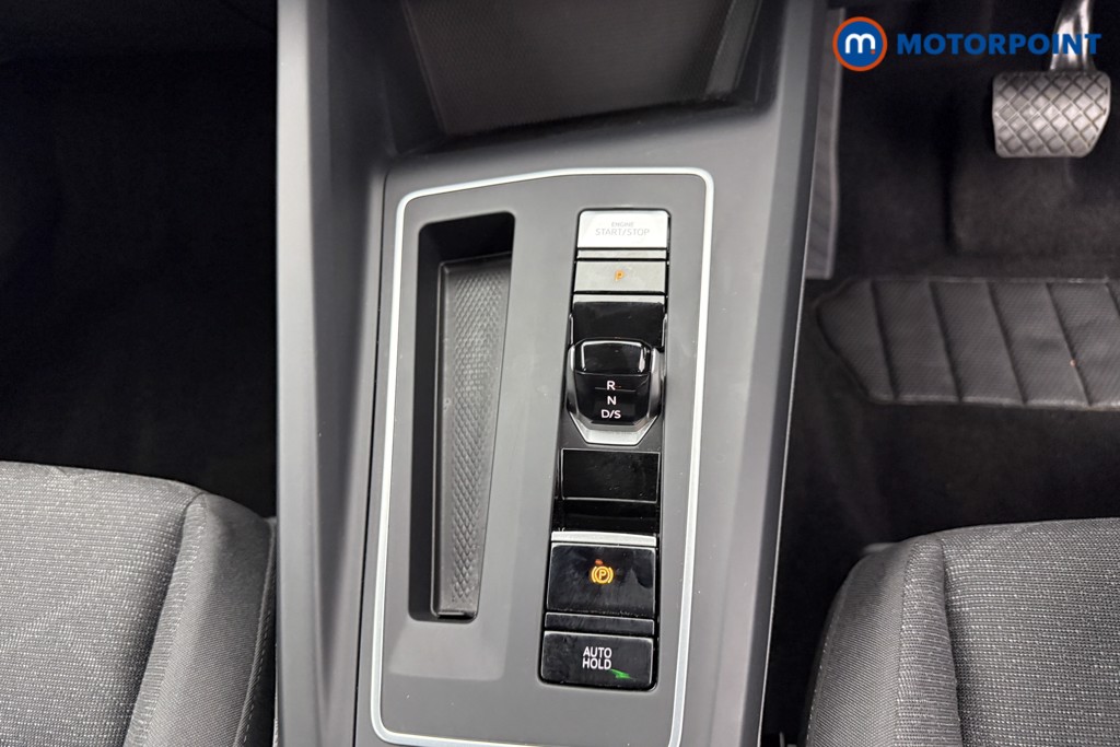 Volkswagen Golf Life Automatic Petrol Hatchback - Stock Number (1566397) - 10th supplementary image