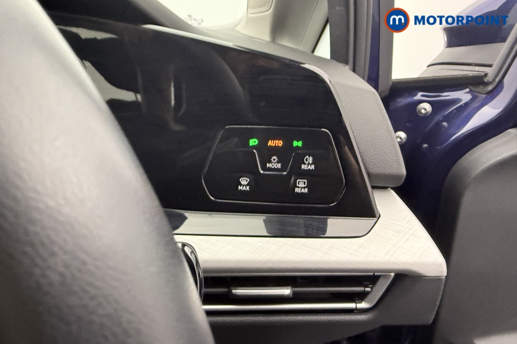 Volkswagen Golf Life Automatic Petrol Hatchback - Stock Number (1566397) - 13th supplementary image