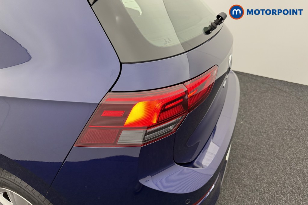 Volkswagen Golf Life Automatic Petrol Hatchback - Stock Number (1566397) - 22nd supplementary image
