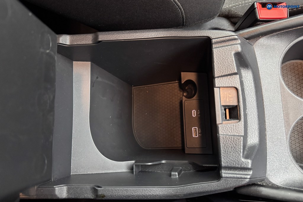 Nissan Qashqai N-Connecta Manual Petrol SUV - Stock Number (1566411) - 12th supplementary image