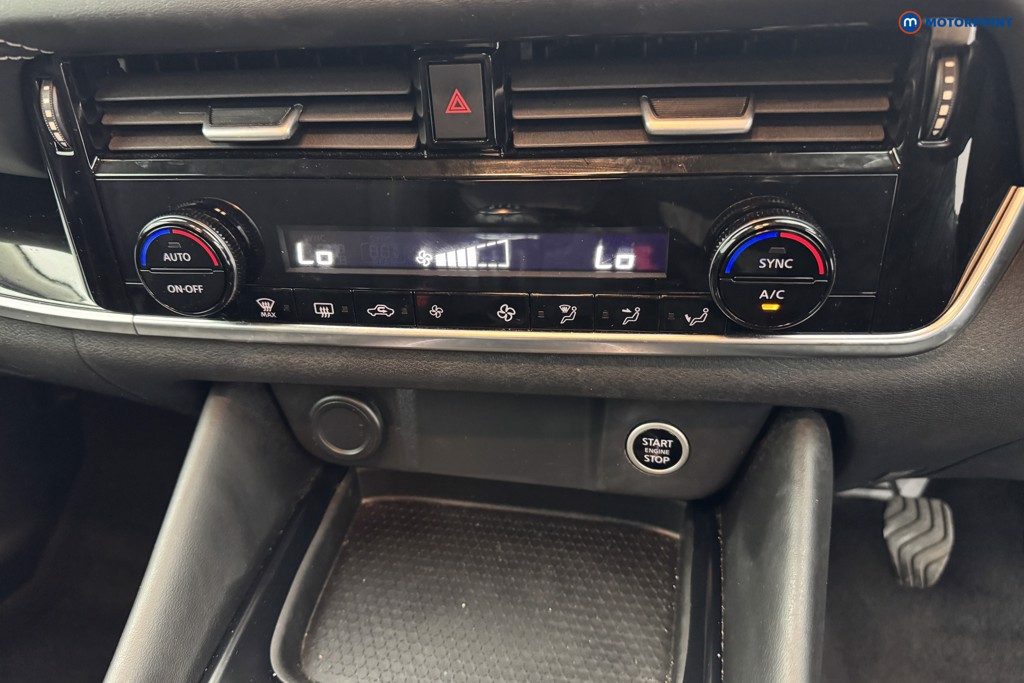 Nissan Qashqai N-Connecta Manual Petrol SUV - Stock Number (1566411) - 17th supplementary image
