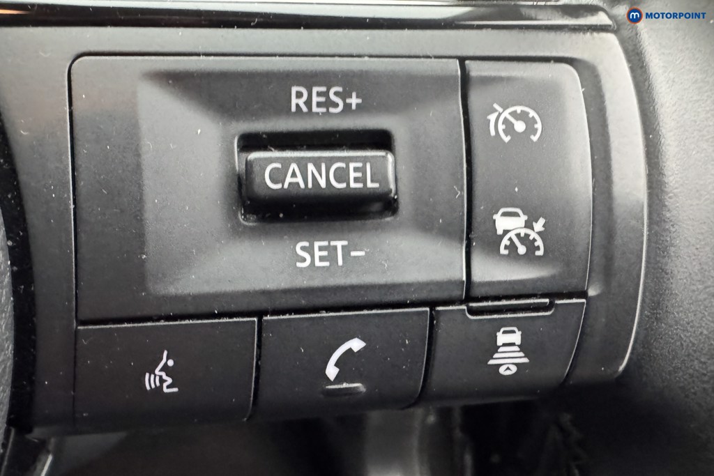 Nissan Qashqai N-Connecta Manual Petrol SUV - Stock Number (1566411) - 20th supplementary image