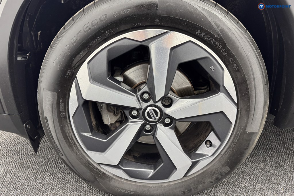 Nissan Qashqai N-Connecta Manual Petrol SUV - Stock Number (1566411) - 35th supplementary image