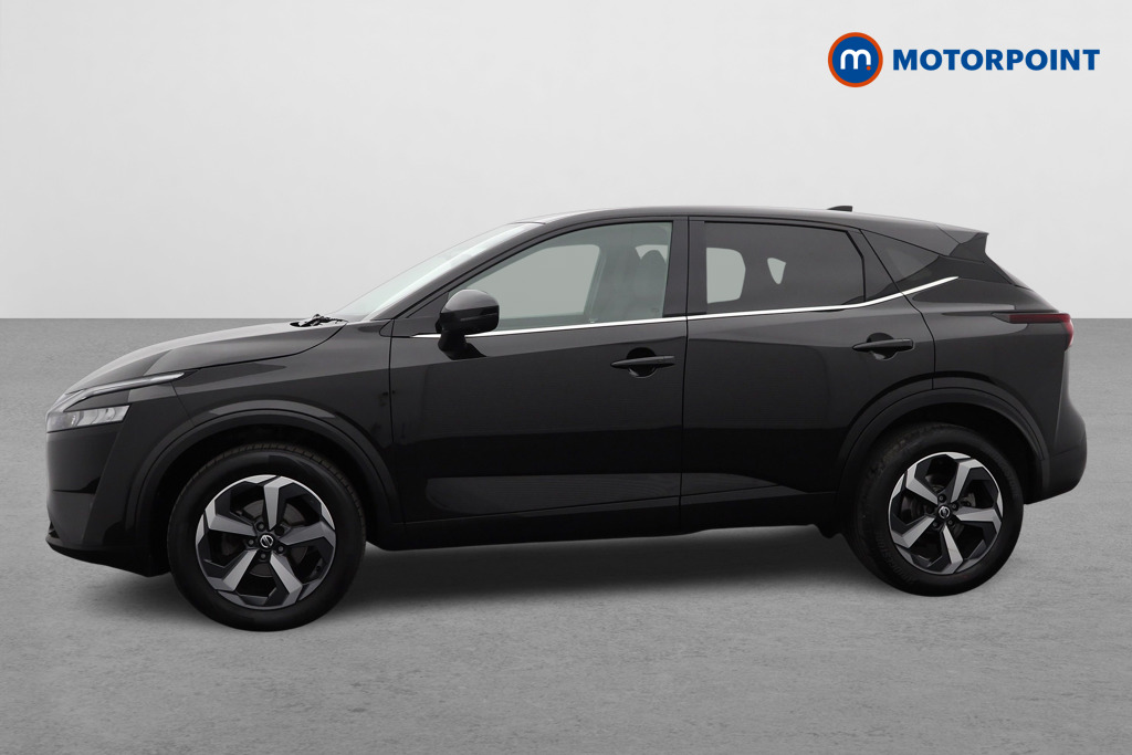 Nissan Qashqai N-Connecta Manual Petrol SUV - Stock Number (1566411) - Passenger side