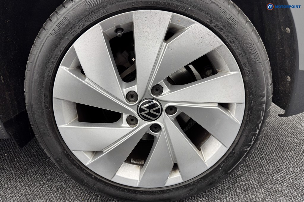 Volkswagen Golf Style Manual Petrol Hatchback - Stock Number (1566859) - 35th supplementary image