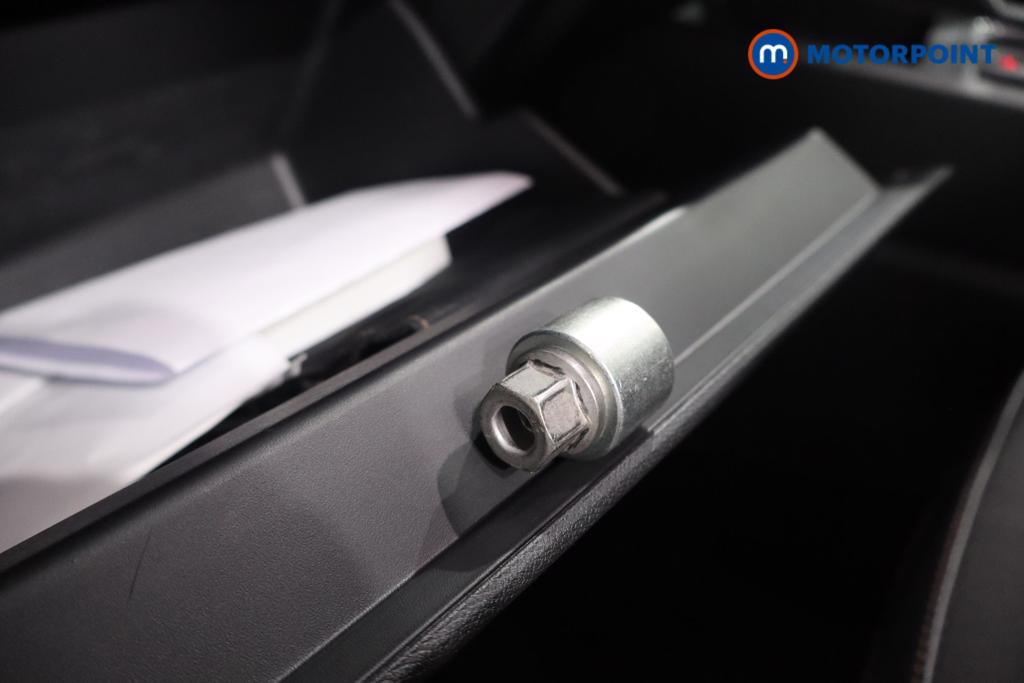 Cupra Leon VZ2 Automatic Petrol Plug-In Hybrid Estate - Stock Number (1566948) - 13th supplementary image