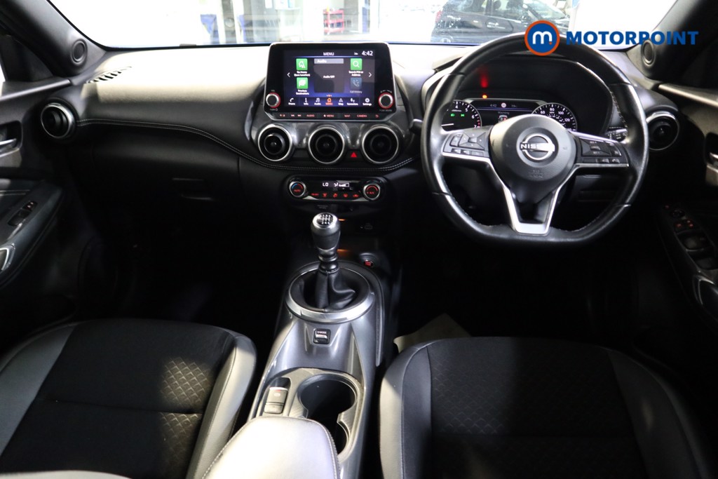 Nissan Juke N-Connecta Manual Petrol SUV - Stock Number (1566954) - 1st supplementary image