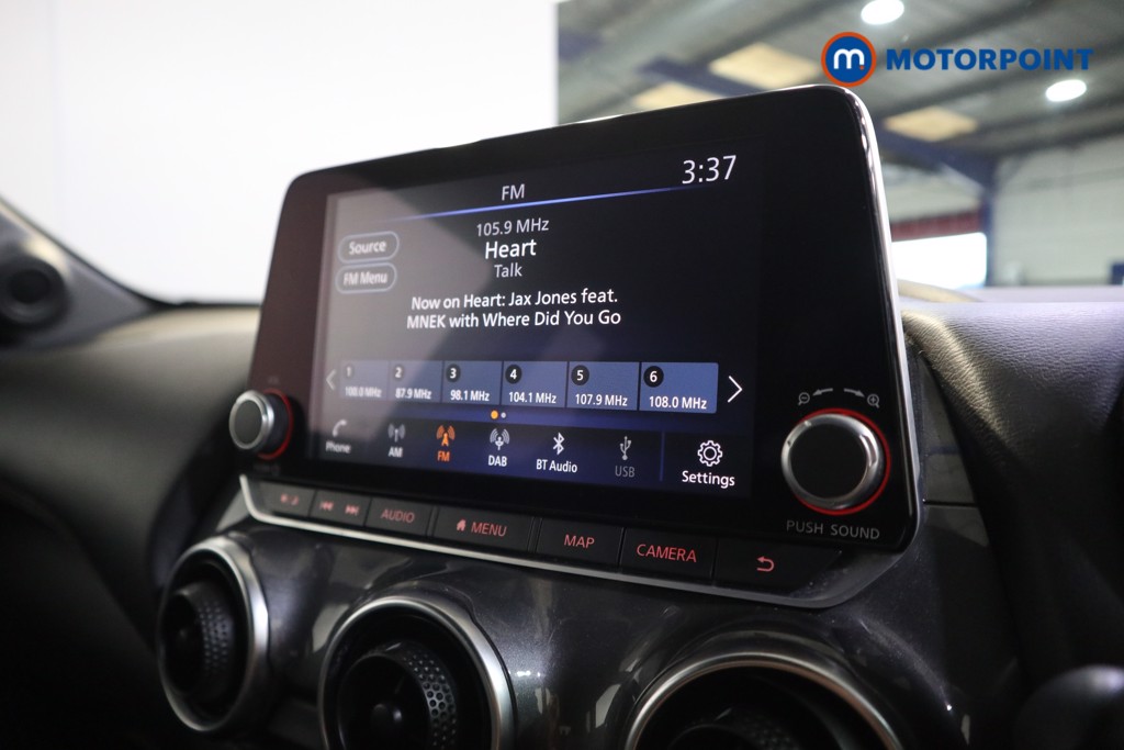 Nissan Juke N-Connecta Manual Petrol SUV - Stock Number (1566960) - 7th supplementary image