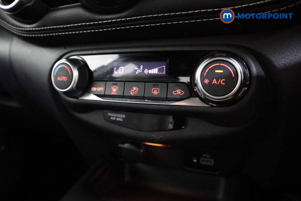 Nissan Juke N-Connecta Manual Petrol SUV - Stock Number (1566960) - 8th supplementary image