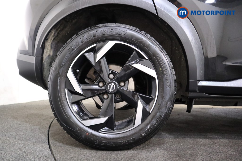 Nissan Juke N-Connecta Manual Petrol SUV - Stock Number (1566960) - 13th supplementary image