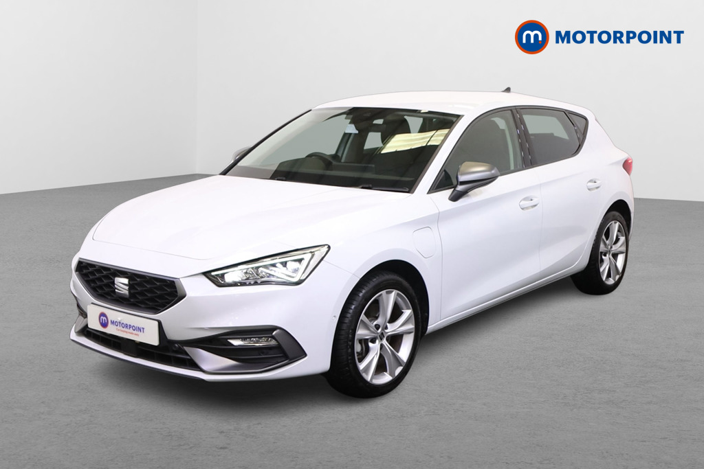 Seat Leon FR Automatic Petrol Plug-In Hybrid Hatchback - Stock Number (1567101) - Passenger side front corner
