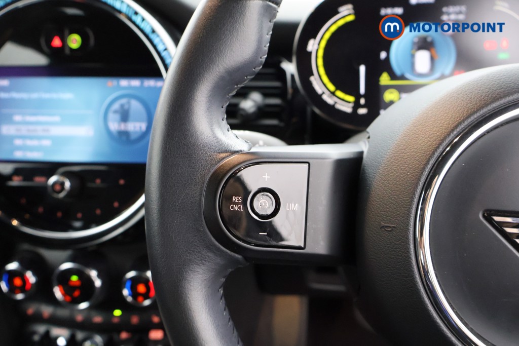 Mini Hatchback Cooper S Level 2 Automatic Electric Hatchback - Stock Number (1567393) - 2nd supplementary image