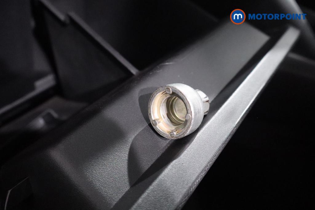 Vauxhall Corsa SE Manual Petrol Hatchback - Stock Number (1567623) - 13th supplementary image