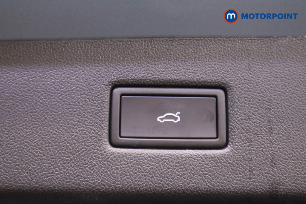 Ford Explorer Premium Automatic Electric SUV - Stock Number (1567684) - 17th supplementary image