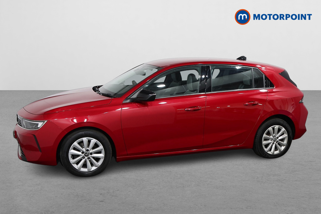 Vauxhall Astra Design Manual Petrol Hatchback - Stock Number (1567741) - Passenger side