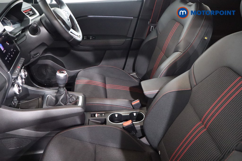Renault Captur R.S. Line Manual Petrol-Electric Hybrid SUV - Stock Number (1567745) - 4th supplementary image