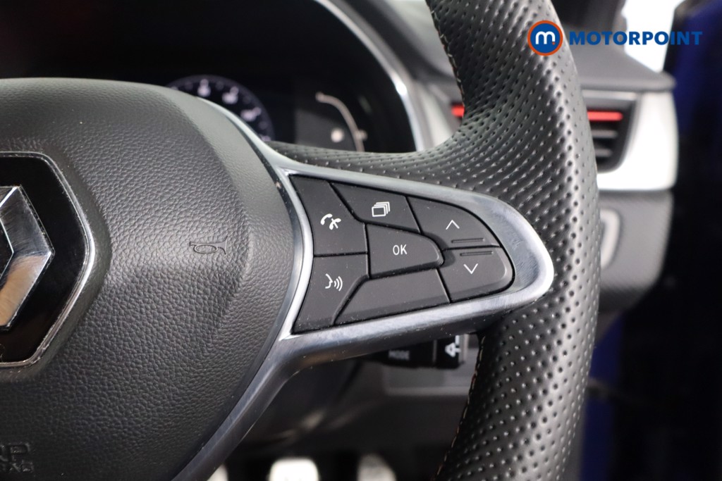 Renault Captur R.S. Line Manual Petrol-Electric Hybrid SUV - Stock Number (1567745) - 8th supplementary image