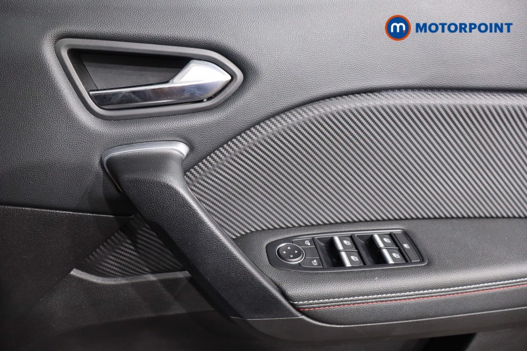 Renault Captur R.S. Line Manual Petrol-Electric Hybrid SUV - Stock Number (1567745) - 20th supplementary image