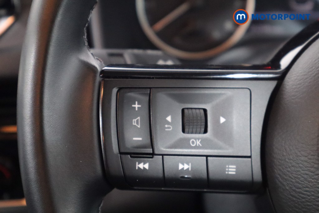 Nissan Qashqai Acenta Premium Manual Petrol SUV - Stock Number (1567751) - 7th supplementary image