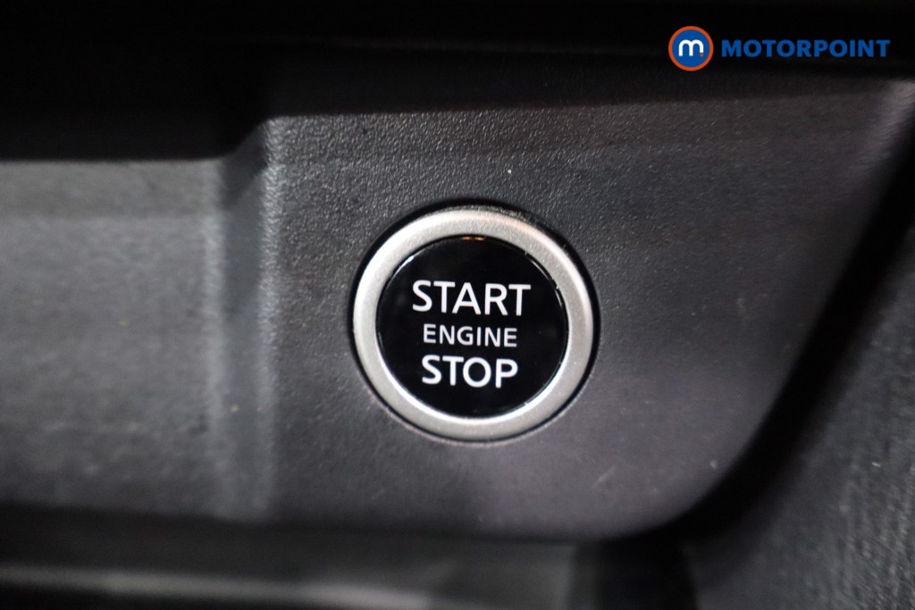 Nissan Qashqai Acenta Premium Manual Petrol SUV - Stock Number (1567751) - 13th supplementary image